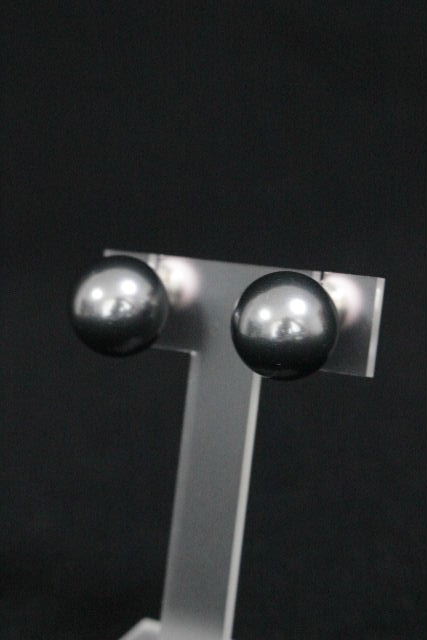 クリスチャンディオール [ Dior ] トライバルボール ピアス ブラックパール系 レディース ディオール ダブルキャッチ パール